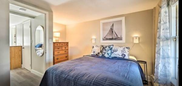 $2,200 / 1br - 625ft2 - 1-2 Bd, 1 ba apt.  Walk to beach, train (Rockport)63996549187202122