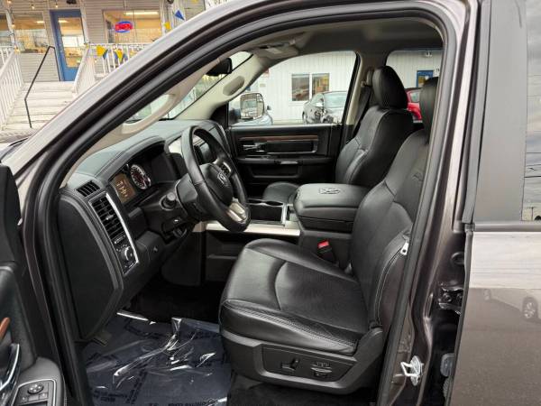 2015 RAM Laramie 4dr Crew - Photo 9