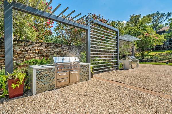 $1,861 / 2br - 1335ft2 - Window Coverings, Large Closets, 2/BD 2/BA (3701 N O'Connor Rd, Irving, TX)63796578833793121