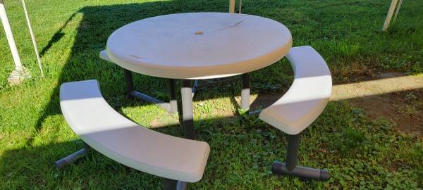 Picnic Table 1