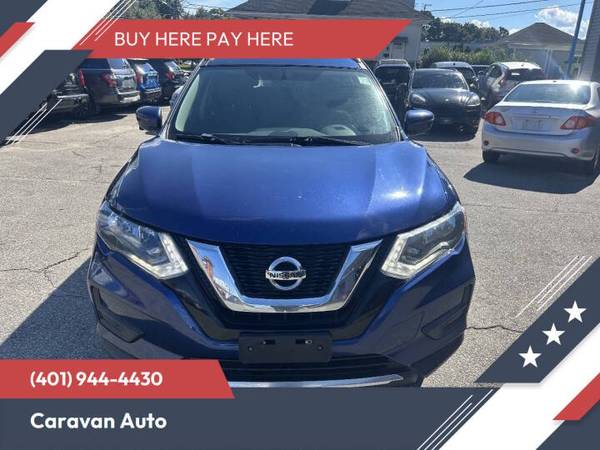2017 Nissan Rogue SV Crossover 1