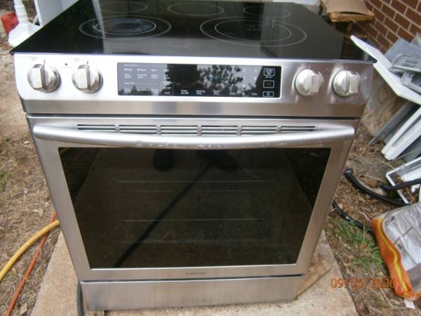 Samsung 5 burner slide in stove 1