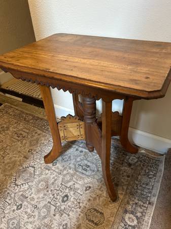 Eastlake Antique Side Table - $175 (Lakeway)63435862052609121