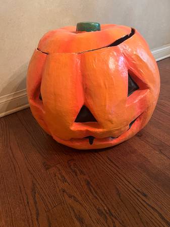 Large Jack-o-Lantern Halloween Decoration 1