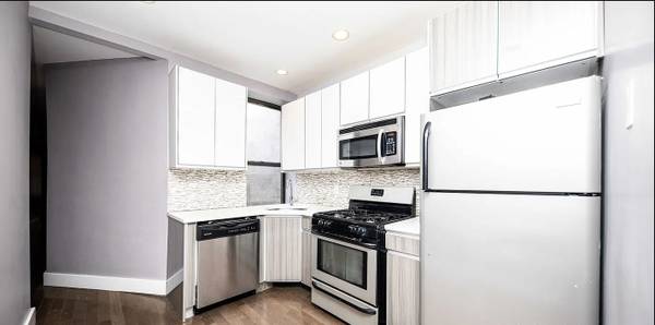 $3,450 / 3br - Amplio 3BR en PLG – 1154 Nostrand Ave #2R – $3,450 (Brooklyn)63854290116097120