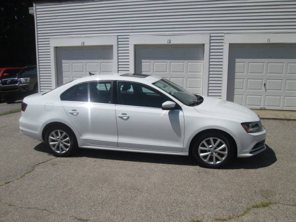 2017 Volkswagen Jetta Sedan SE 80k 1.4L Manual 5-Speed White $10,950 - $10,950 (Derry NH)63437555635201121