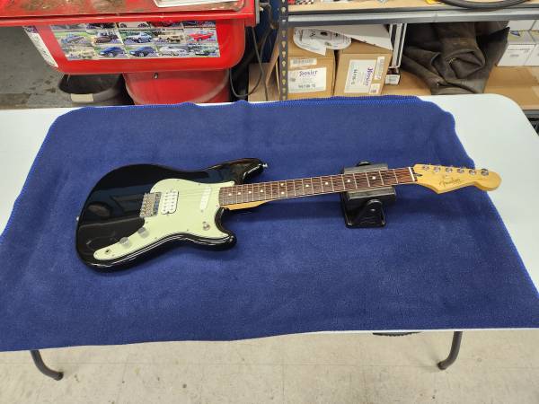 2016 Fender Duo Sonic HS Ebony/Rosewood 1