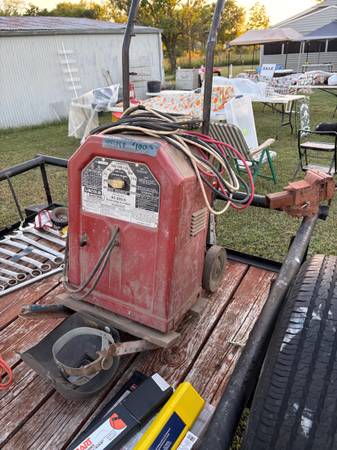 Yard sale photo