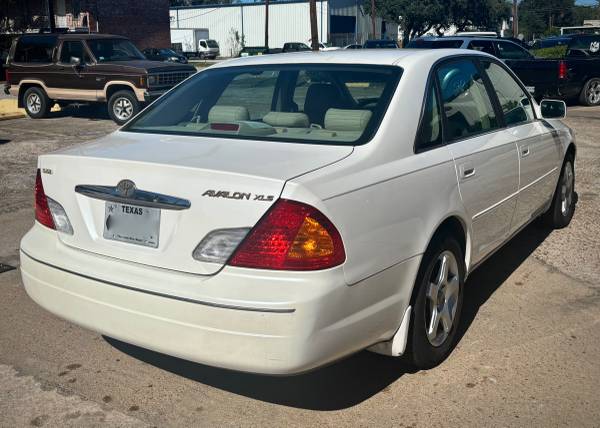 2001 Toyota Avalon XLS 3.0L V6 FWD 123k mi 1-Owner Car MINT CONDITION! - $7,500 (Houston)63622206200961122