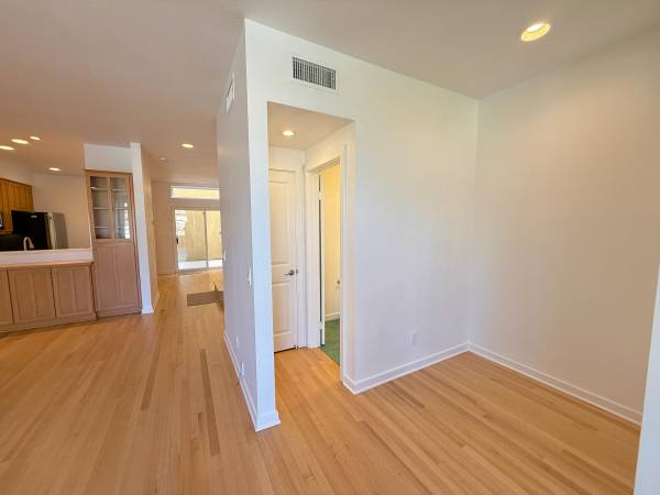 $5,500 / 3br - 1804ft2 - Hermosa casa adosada de 3 dormitorios/3.5 baños en Bankers Hill (Bankers Hill)63865933051523122