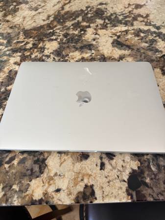 2020 macbook pro  13 inch 1