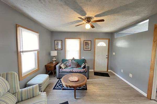 $630 / 1br - 1248ft2 - Casa lista para habitar, hermosa (Anderson)63680211958915120
