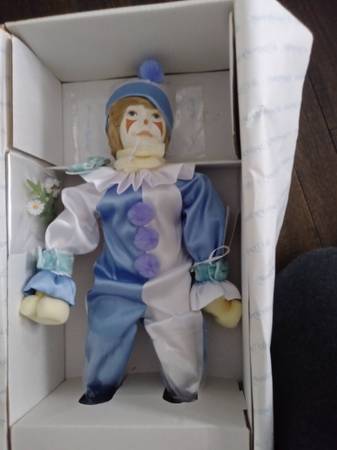 new Franklin Heirloom doll 1