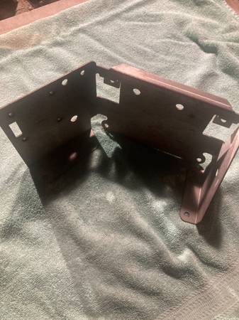 Stainless Steel Trim Bracket 1