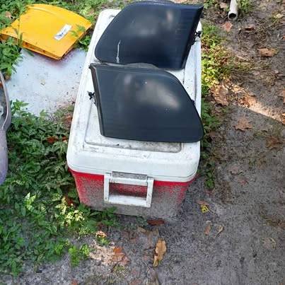 02 Ford headlight 1