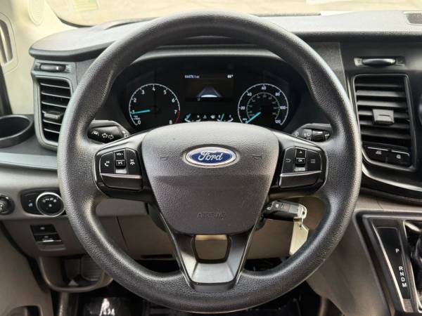 2022 Ford Transit 250 - Photo 11