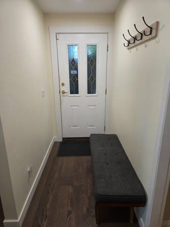 $2300 / 2br - 1100ft² - Furnished Garden Suite with Water View 5