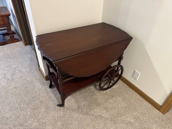 Solid mahogany server 1
