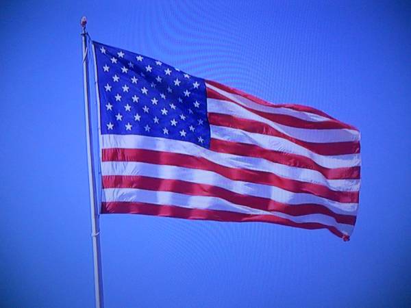 3' X 5' US FLAG / BRAND NEW 1