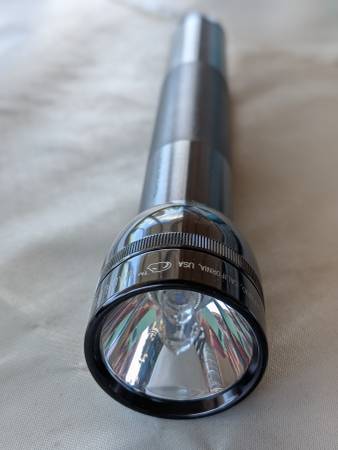 Maglite flashlight 1
