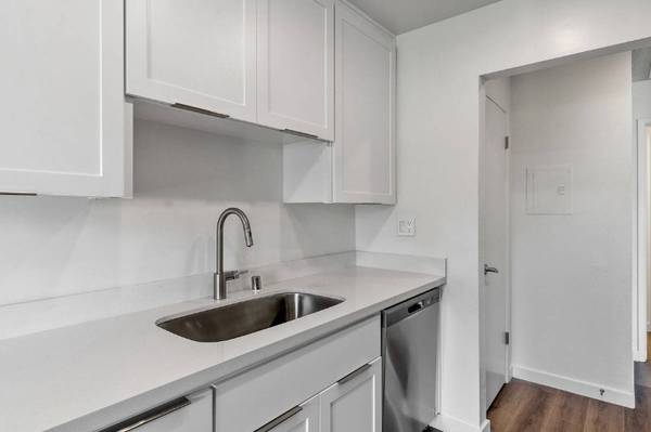 $2,835 / 1br - 717ft2 - 1 Bed - 1 Bath, 🌻Corner Home Fully Renovated! Pre lease now!🌻 (santa clara)63880132577921121