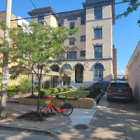 $895 / 1br - 600ft2 - One Bedroom Unit 307 (Cleveland)63907493329411120