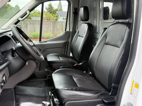 2022 Ford Transit 350 - Photo 14