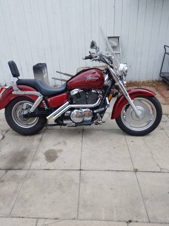 2000 Honda sabre Shadow 1100 30k clean title beauty