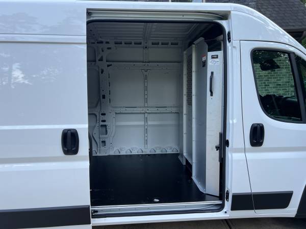 2024 RAM ProMaster 2500 High - Photo 11
