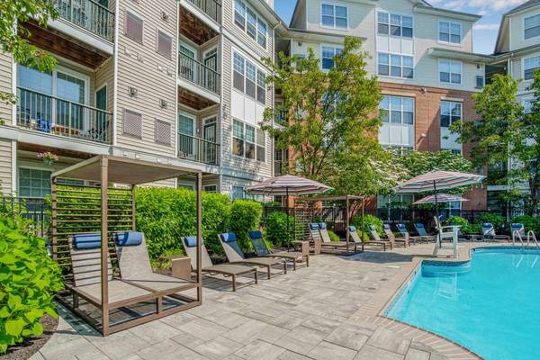 $2,066 / 483ft2 - Air Conditioner, Luxury Clubhouse, Studio 1/BA (1301 Wall St W, Lyndhurst, NJ)63900179136771121