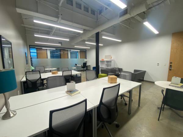 🎄The Stockings Are Stuffed With Savings. 65% Off 13-Person Office🎄 1