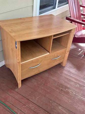TV Stand - Solid wood 1