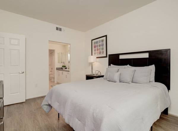 $2,059 / 1br - 691ft2 - 1/BD, In Ontario , Dishwasher (2615 E Date Palm Paseo, Ontario , CA)64028084229763122