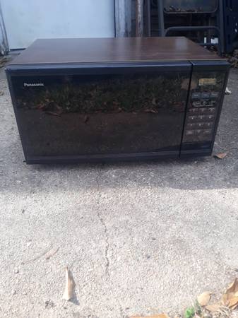 Big Panasonic microwave 1