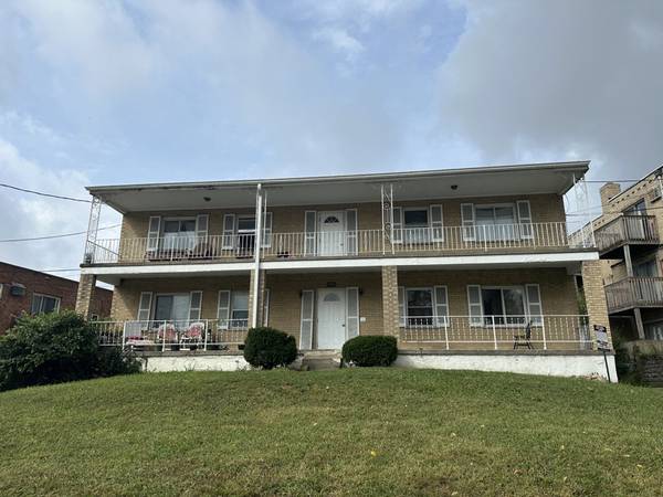 $850.00 / 1br - Spacious 1 bedroom 1 bath with large walk in closet. 12 minutes to dow63974189500163120