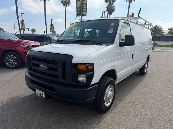 2013 Ford E150 - Photo 7