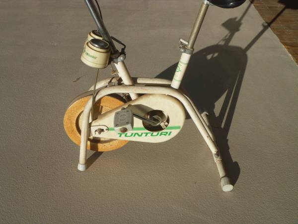 standing  good old solid steel exercise bike 1