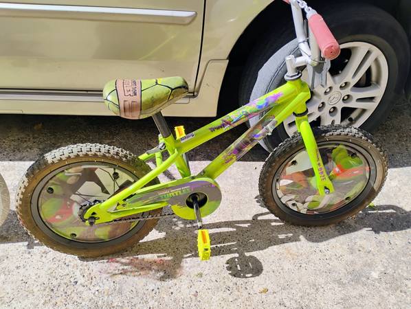 Small boys and girls bikes - ready to ride - $25 each 1