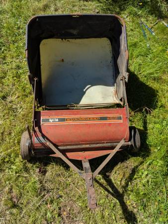 Agri Fab Lawnsweep 32" 1