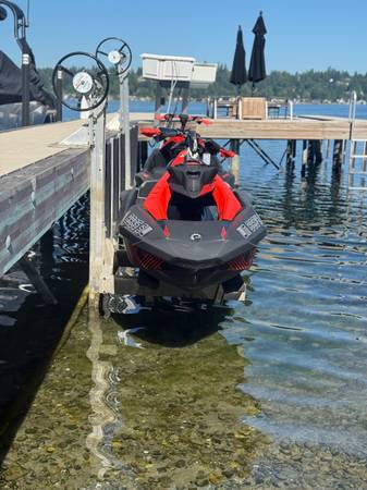 2 Seadoo Sparks con remolque, pocas horas - $18 250 (Sammamish)63442861103619121