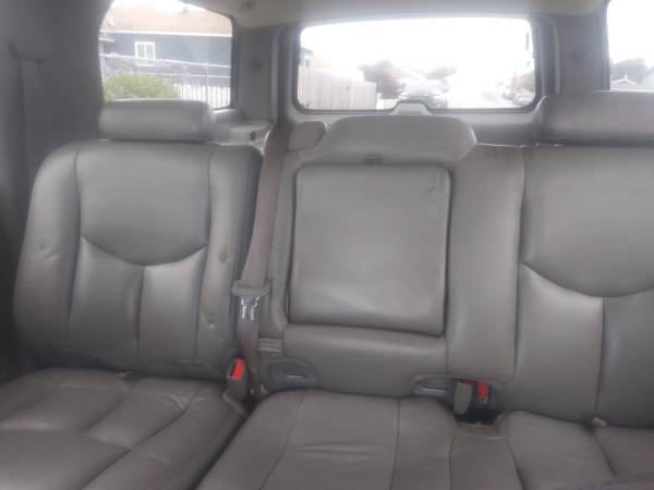 2003 yukon GMC SUV 4WD-clean straight car - $5,750 (santa rosa)63487148110339122