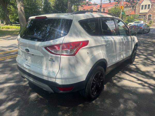 2015 Ford Escape SE Fully Fully Loaded - $7,900 (Queens)63654714034689123
