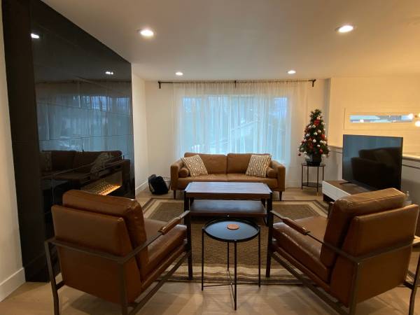 $4,750 / 4br - 2240ft2 - Furnished House in Bellevue, near Microsoft, Amazon, Google. (Bellevue)63808058906241121