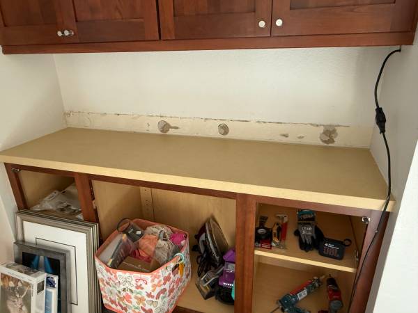 Countertop with backsplash (granite?) 1