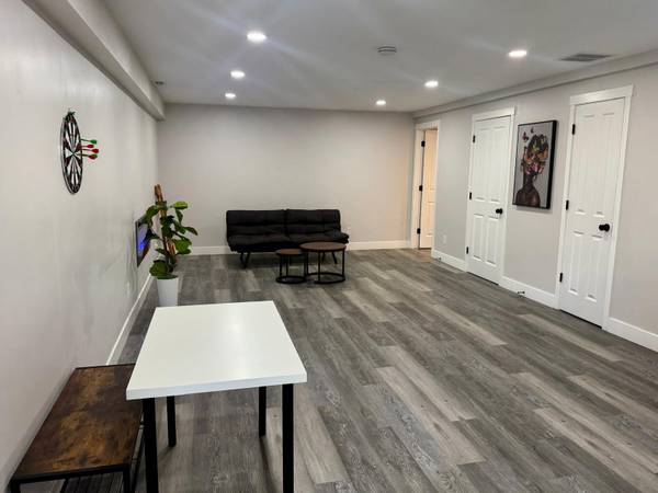 $1900.00 / 2br - Exclusive Private Basement in Midvale63674363674369121