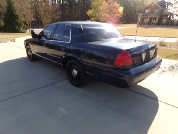 2008 ford crown victoria police interceptor p71 (149K)mi very fast car - $4,995 (riverdale)63492080623233122