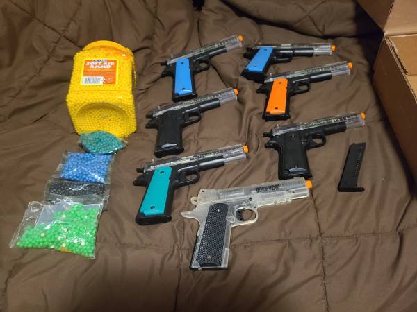 7 working Airsoft 1
