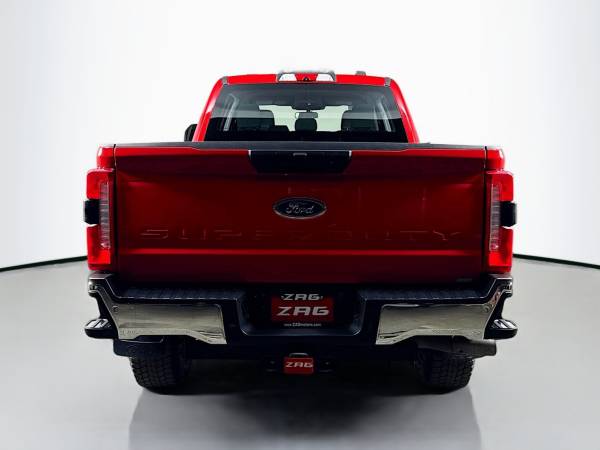 2023 Ford Super Duty F-350 SRW XLT - $59,995 (Camioneta Ford Super Duty F-350 SRW)63438320345987123