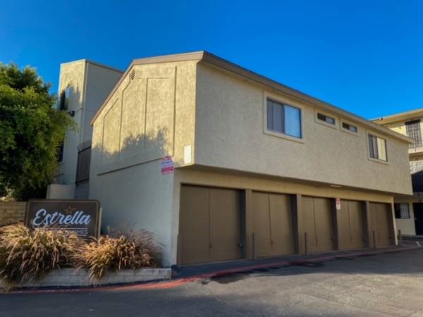 $1,895 / 700ft2 - Newly Updated Upper Level  Unit !! (City Heights)63663752715905121