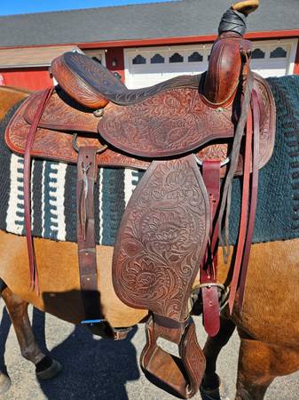 Saddles and Tack For Sale TODAY 1